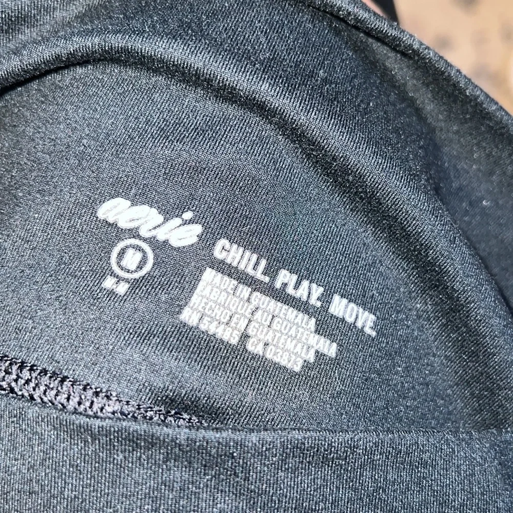 Aerie cropped leggings with mesh detail - Picture 3 of 3